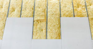 ¿Cuánto cuesta aislar con lana de roca? Precios en 2026