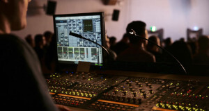 ¿Cuánto cuesta un ingeniero de sonido? Precios en 2025