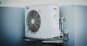 ¿Cuánto cuesta desinstalar un aire acondicionado? Precios en 2026