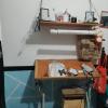 Repisa flota te reciclada de material reutilizado y restirador