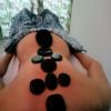 masaje con piedras