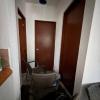Limpieza de superficies de alto contacto (puertas, mesas, baño)