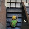 Herrería en escalera con placa de 1/2