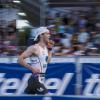 Fotografía deportiva: llegada de triatleta en el Triatlón Xel-Há.