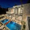 Houses Mid